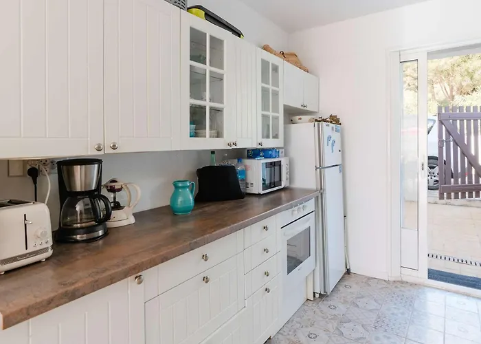 Villa Maison Familiale Climatisee, Acces Wifi, Parking, Proche - Fr-1-409-221 *